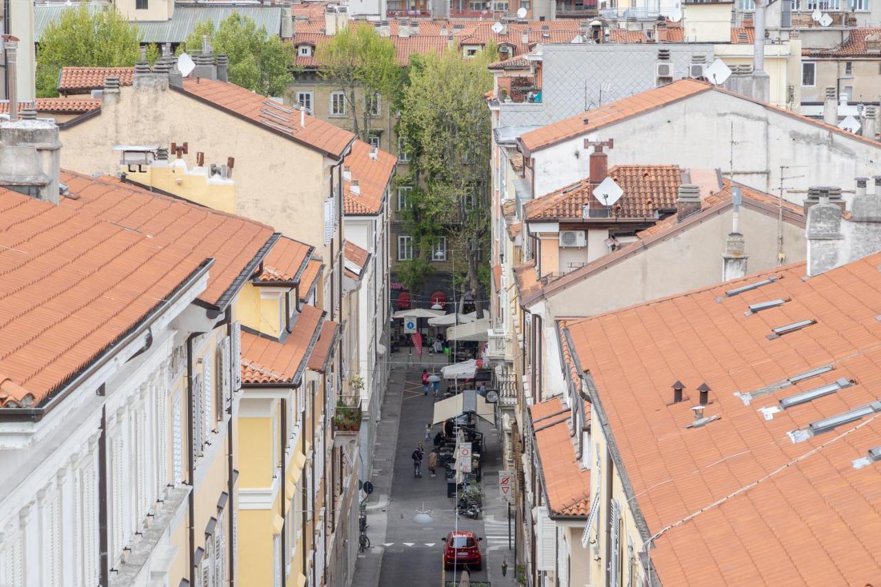 Svevo, Rustico Centrale Con Parcheggio A Trieste Eksteriør billede