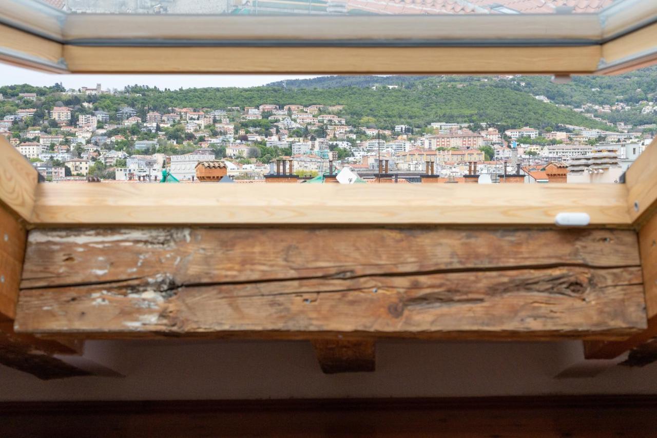 Svevo, Rustico Centrale Con Parcheggio A Trieste Eksteriør billede